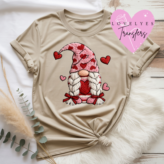 Faux Yarn Valentine Gnome